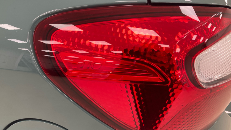 Hyundai i10 1.0 Advance 5dr Petrol Hatchback